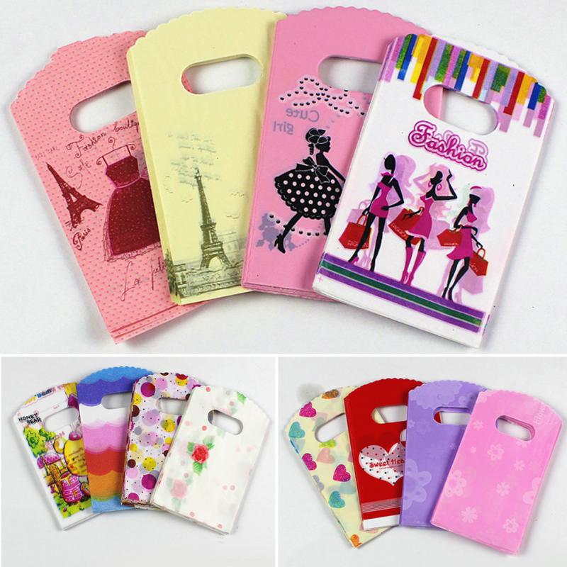 Renkli Baskı Plastik Takı Hedi - Event Party Shop incelemesi ve fiyatı