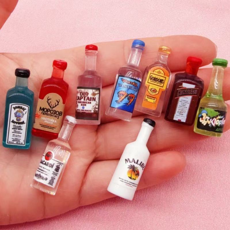 11 adet Mini Simülasyon Reçine - Event Party incelemesi ve fiyatı